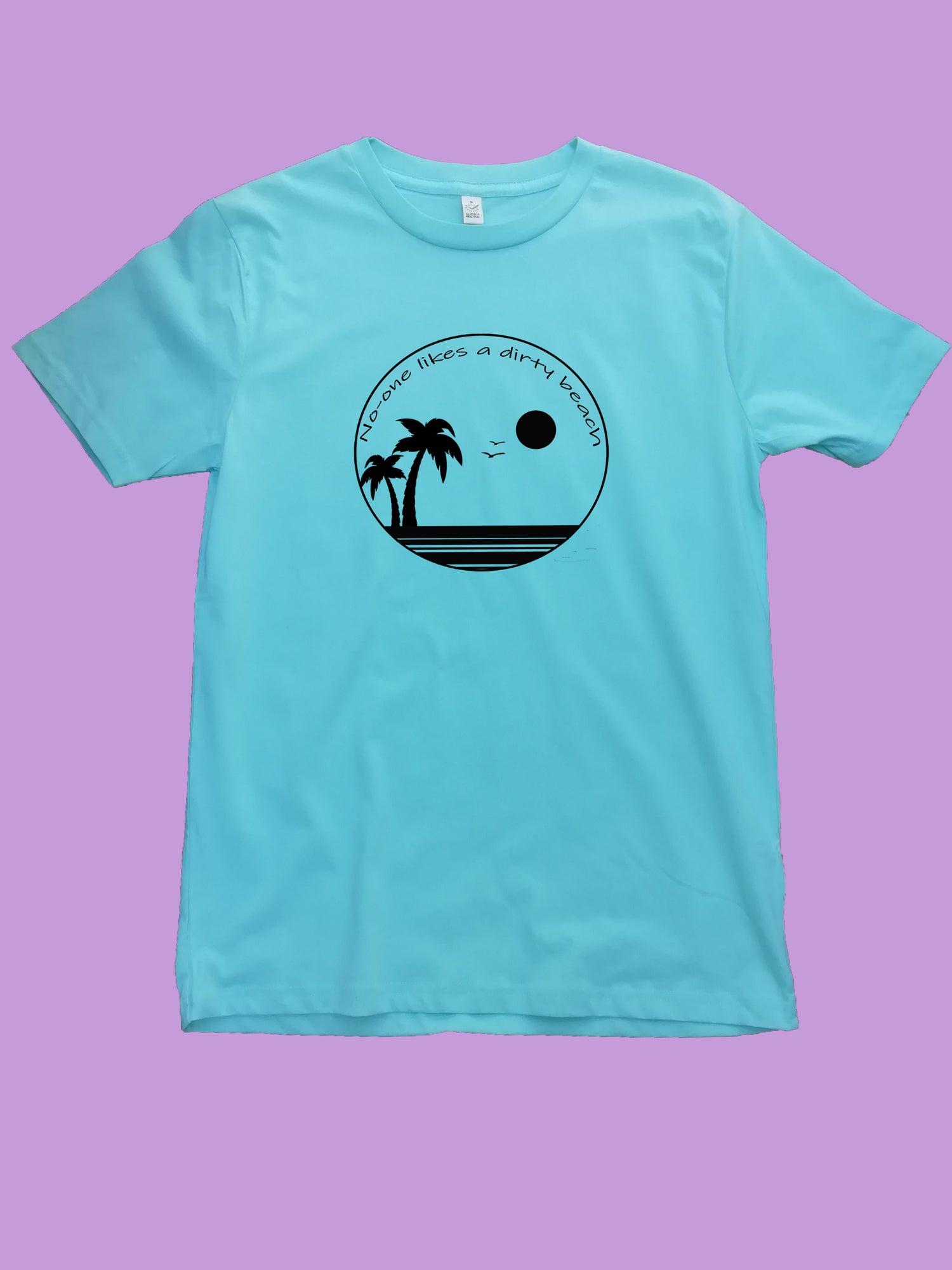 No-one likes a dirty beach Organic Shirt
